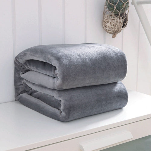 1pcs 50x70cm Flannel Premium Gifts Small Super Warm Solid Warm Micro Plush Fleece Blanket Throw Rug Sofa Bedding